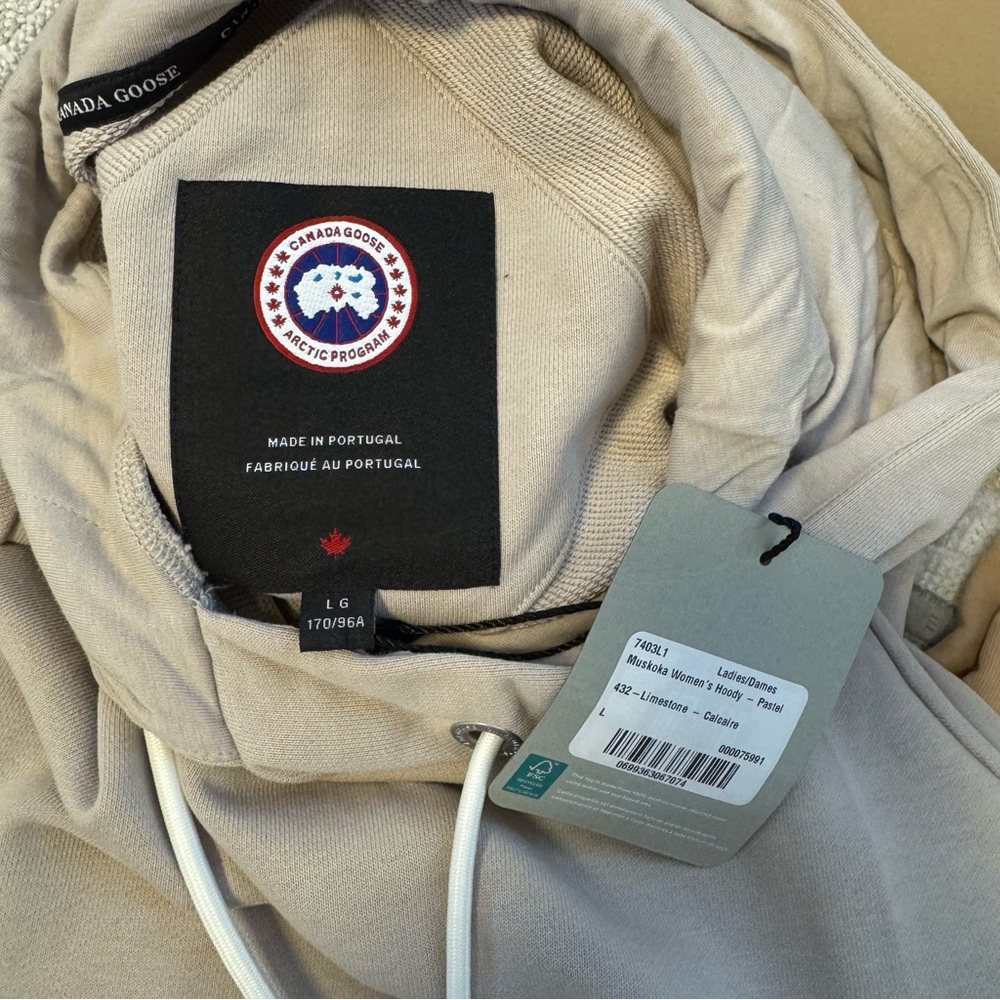 Canada Goose Light Tan Hoodie Sweater - Picture 5 of 9
